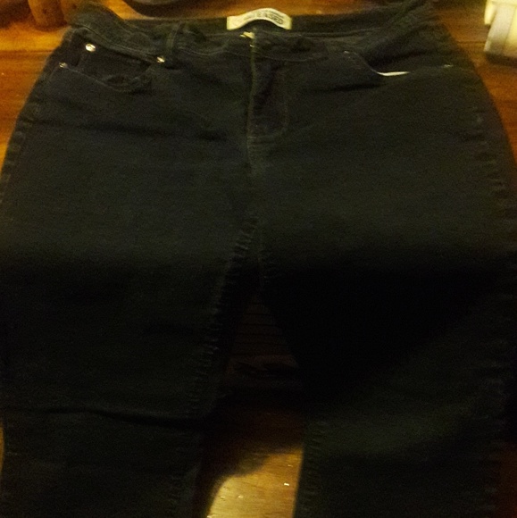 Worn twice - Picture 2 of 4